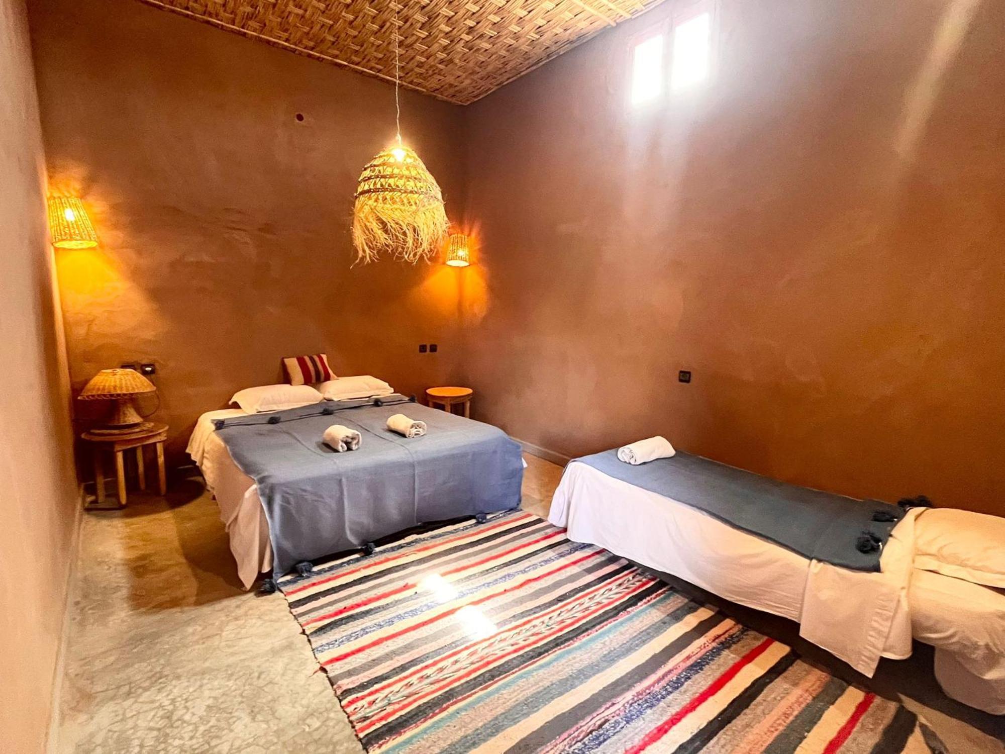 Hotel Dar Talmoudi Tagounite Esterno foto