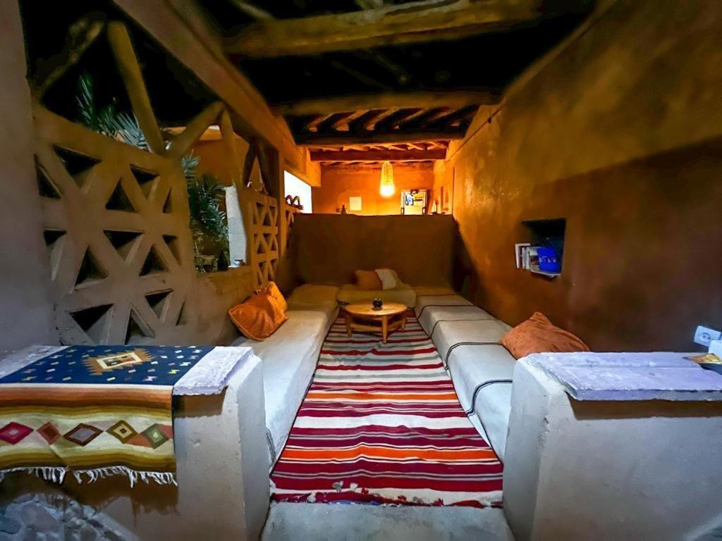 Hotel Dar Talmoudi Tagounite Esterno foto
